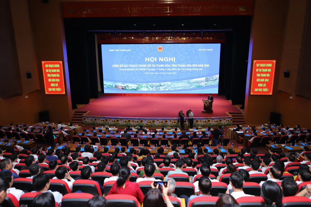 Đưa Thanh Hóa trở thành cực tăng trưởng mới phía Bắc Tổ quốc - 1 Đưa Thanh Hóa trở thành cực tăng trưởng mới phía Bắc Tổ quốc - 1