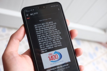 Người Việt quyên 41 tỷ đồng bằng tin nhắn để ủng hộ phòng chống Covid-19