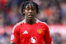 Ngôi sao Man Utd gây sốc, đòi tăng lương gấp 9 lần