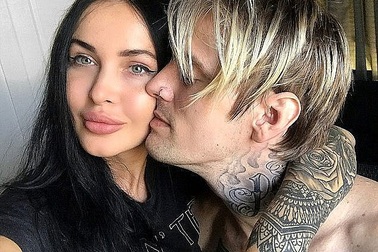 Aaron Carter thừa nhận mắc bệnh tâm thần phân liệt