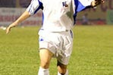 Tấn Tài bị kỷ luật 4 trận