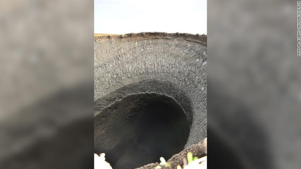 Giải mã những hố tử thần khổng lồ bí ẩn ở Siberia - 2 Giải mã những hố tử thần khổng lồ bí ẩn ở Siberia - 2