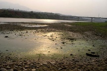 Thượng nguồn sông Hồng vẫn khô cạn nghiêm trọng