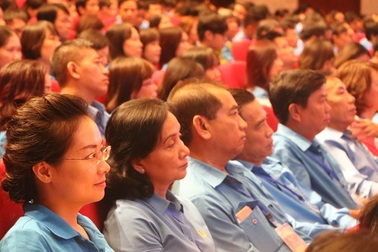 10 cán bộ công đoàn tiêu biểu nhận giải thưởng Nguyễn Văn Linh lần thứ nhất