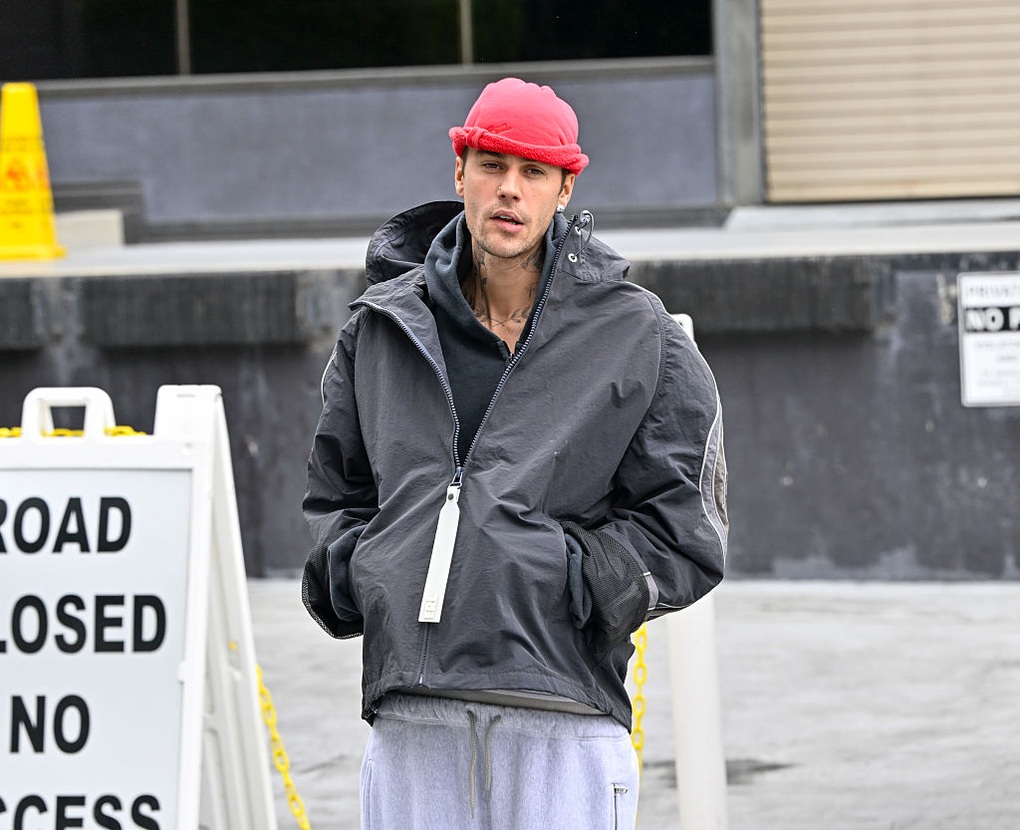Justin Bieber xuất hiện giữa tin đồn sắp phá sản - 3 Justin Bieber xuất hiện giữa tin đồn sắp phá sản - 3