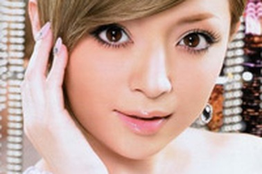 Hỏng thính giác, Ayumi Hamasaki vẫn tiếp tục lưu diễn