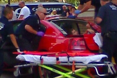 Ngã từ tầng 40, vẫn thoát chết kỳ diệu 