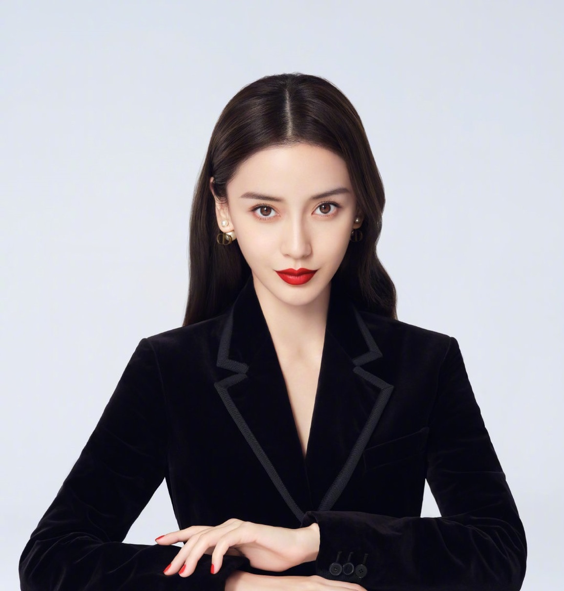 Vì sao sự nghiệp của Angelababy ảm đạm? - 2 Vì sao sự nghiệp của Angelababy ảm đạm? - 2
