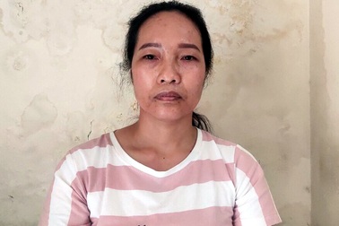 Hà Nội:  Nữ giúp việc đánh tráo 5.000 USD bằng đô la âm phủ