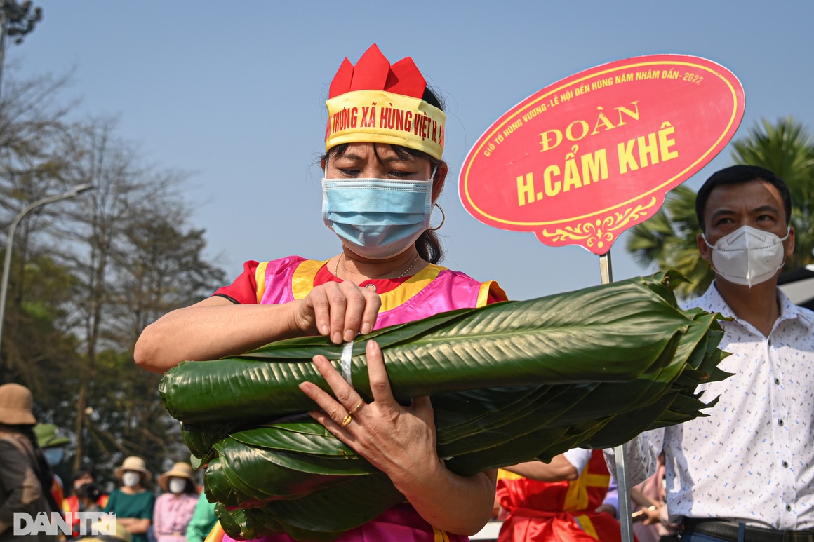 Nghệ nhân Phú Thọ tranh tài làm bánh chưng, bánh giầy dâng lên vua Hùng - 2 Nghệ nhân Phú Thọ tranh tài làm bánh chưng, bánh giầy dâng lên vua Hùng - 2