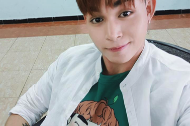 Giới trẻ thi nhau thử thách “nổi” hơn cả Sao Việt