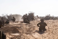 Gaza lún sâu khủng hoảng, Hamas đề xuất đổi con tin lấy lệnh ngừng bắn