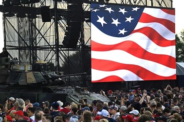 Dàn xe tăng, máy bay sẽ tham gia cuộc duyệt binh hoành tráng tại Mỹ