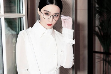 Phạm Băng Băng sang chảnh với gam màu trắng tại Paris