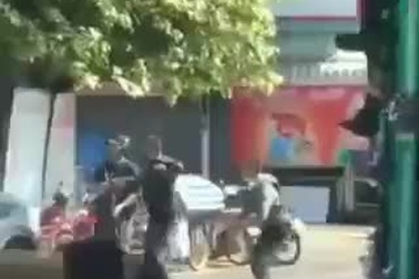 Cảnh sát tại hiện trường vụ xả súng ở Thái Lan