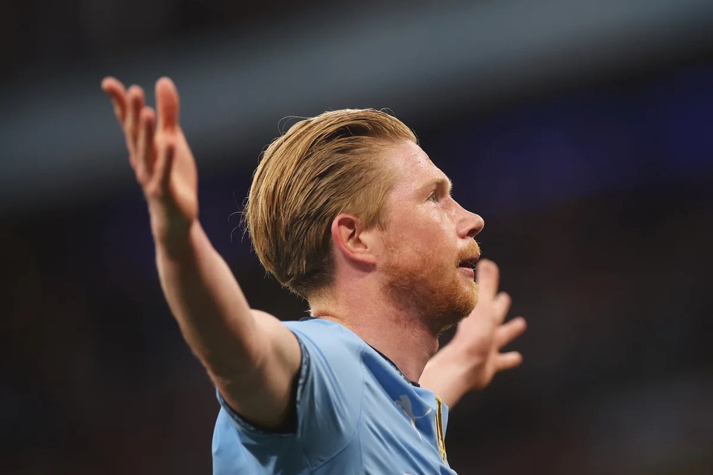 デ・ブライネ「ナポリにはすべての試合に勝つために来た」 - 2 De Bruyne “Tôi đến Napoli để giành chiến thắng trong mọi trận đấu” - 2