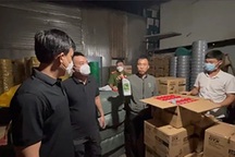 Phá đường dây sản xuất, buôn bán nhớt Castrol, Honda, Yamaha, Shell giả