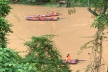 Lào Cai: Lật thuyền trên sông Chảy, một người mất tích