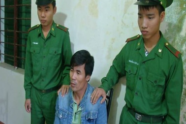 Hai đối tượng vận chuyển hơn 2.300 viên ma túy bị bắt giữ