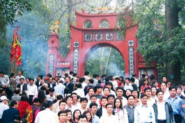 Đặc sắc các tour hành hương về đất Tổ