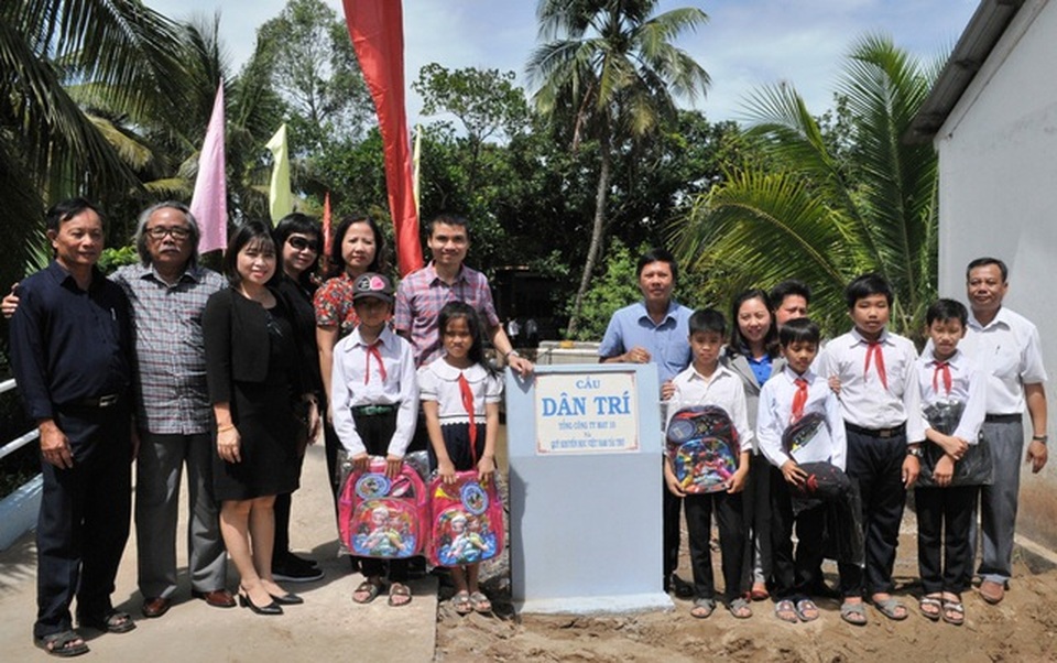 Huyện nghèo quyết tâm xây dựng nông thôn mới mà không ôm nợ - 6 Huyện nghèo quyết tâm xây dựng nông thôn mới mà không ôm nợ - 6