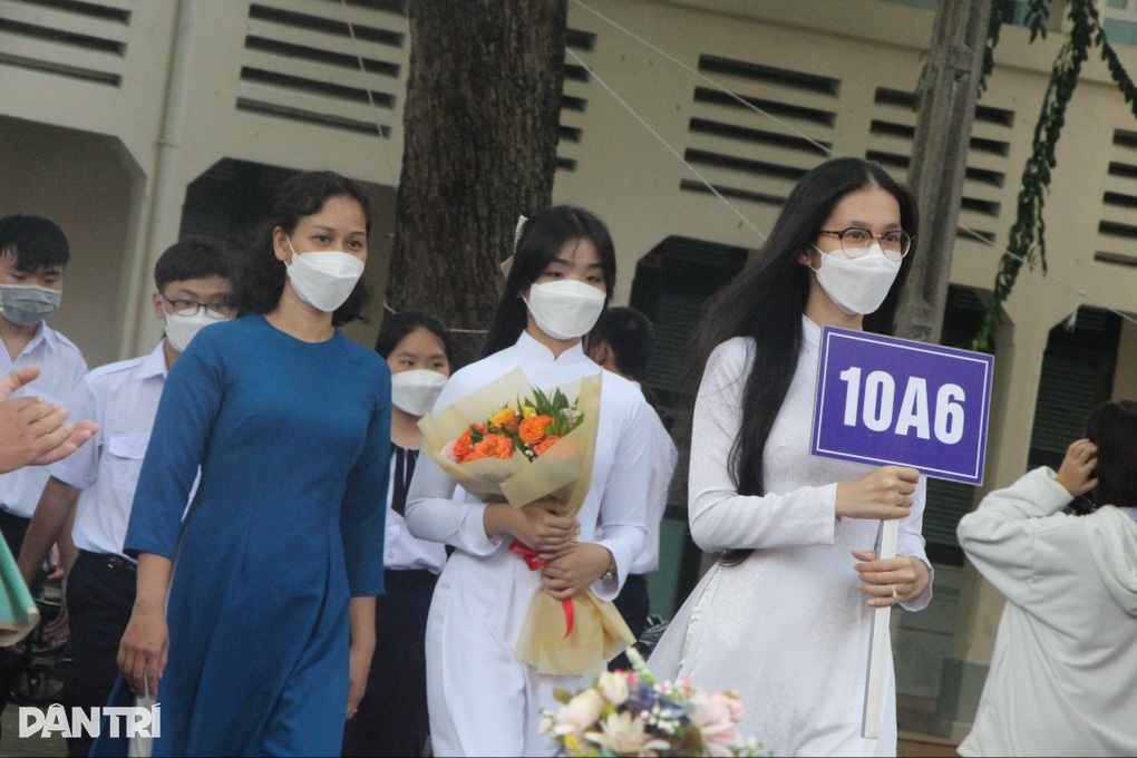 Các tỉnh thành chốt phương án thi lớp 10 năm 2024: Nhiều nơi giảm môn thi - 2 Các tỉnh thành chốt phương án thi lớp 10 năm 2024: Nhiều nơi giảm môn thi - 2