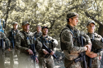 Chuyên gia nêu dấu hiệu Ukraine mở đường rút quân khỏi pháo đài Pokrovsk