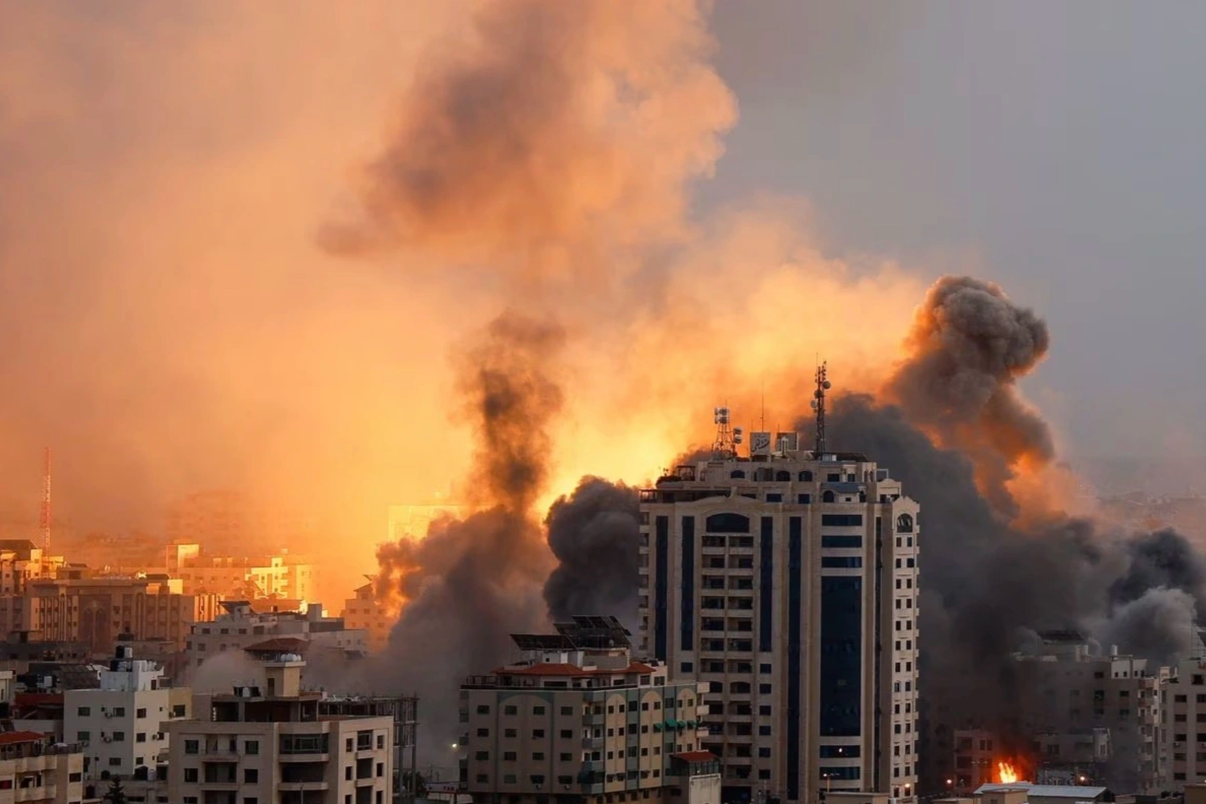 Xung đột Israel - Hamas gây rủi ro cho kinh tế toàn cầu