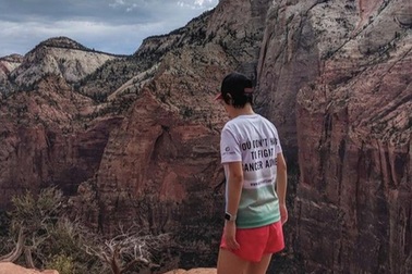 Cô gái Việt leo núi 16 km sau khi cắt bỏ 1/3 lá phổi vì ung thư