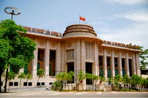 Hạ lãi suất, nửa mừng nửa lo...