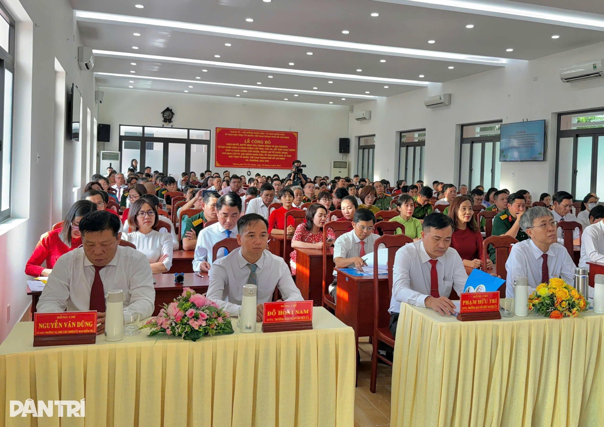 Người dân TPHCM xúc động khi gọi tên phường Sài Gòn, Gia Định, Chợ Lớn... - 5 Người dân TPHCM xúc động khi gọi tên phường Sài Gòn, Gia Định, Chợ Lớn... - 5