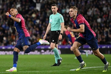 Barcelona xây chắc ngôi đầu bảng La Liga, chờ quyết đấu Inter Milan