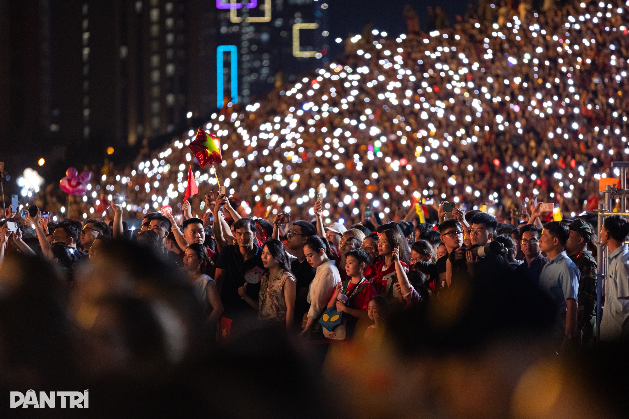 Từ cơn sốt concert yêu nước đến sản phẩm chiến lược lan tỏa quốc tế - 1