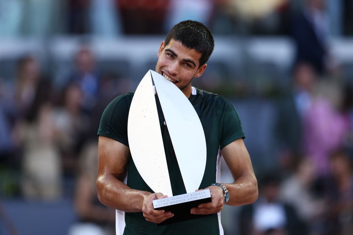Tiểu Nadal Carlos Alcaraz lần đầu tiên vô địch Madrid Open - 1 Tiểu Nadal Carlos Alcaraz lần đầu tiên vô địch Madrid Open - 1