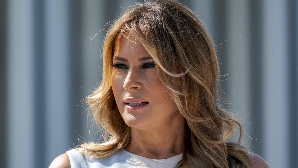 Bà Melania Trump lần đầu lên tiếng vụ bạo động ở quốc hội Mỹ - 1 Bà Melania Trump lần đầu lên tiếng vụ bạo động ở quốc hội Mỹ - 1