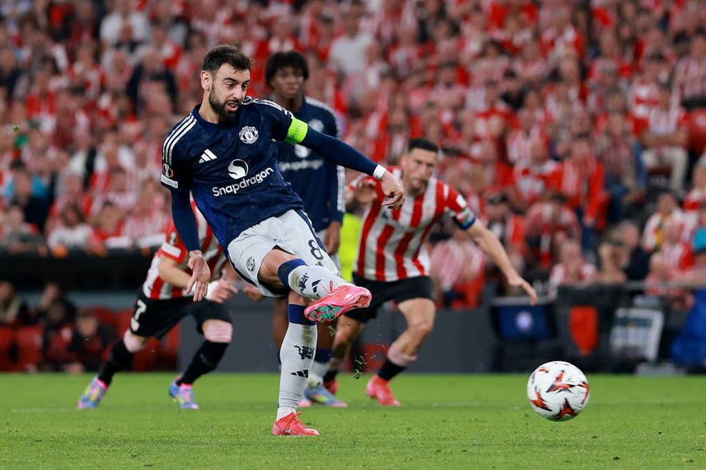 Đè bẹp Athletic Bilbao, Man Utd tiến gần tới chung kết Europa League - 2 Đè bẹp Athletic Bilbao, Man Utd tiến gần tới chung kết Europa League - 2