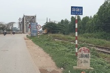 Hoá giải tạm thời nguy cơ xảy ra thảm hoạ trên cây cầu “độc nhất vô nhị” tại Bắc Giang