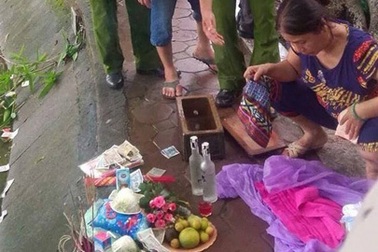 Hà Nội: Phát hiện xác thai nhi nổi trên hồ Gươm