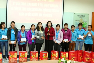 Ninh Bình: Thưởng Tết Nguyên đán Kỷ Hợi cao nhất gần 200 triệu đồng/người