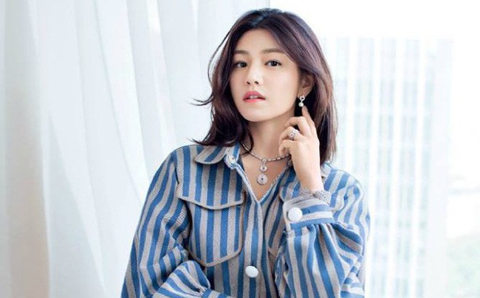 Ba chị đẹp U40 gây xôn xao cộng đồng mạng vì nhan sắc không tuổi - 6 Ba chị đẹp U40 gây xôn xao cộng đồng mạng vì nhan sắc không tuổi - 6