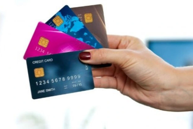 Thông tin tài khoản ngân hàng của 100 ngàn người Việt bị hacker rao bán