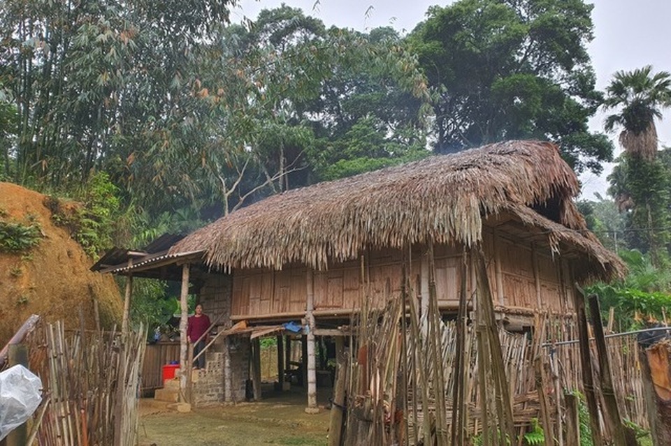 Bạn đọc Dân trí giúp đỡ người phụ nữ tật nguyền có nghị lực vươn lên - 3