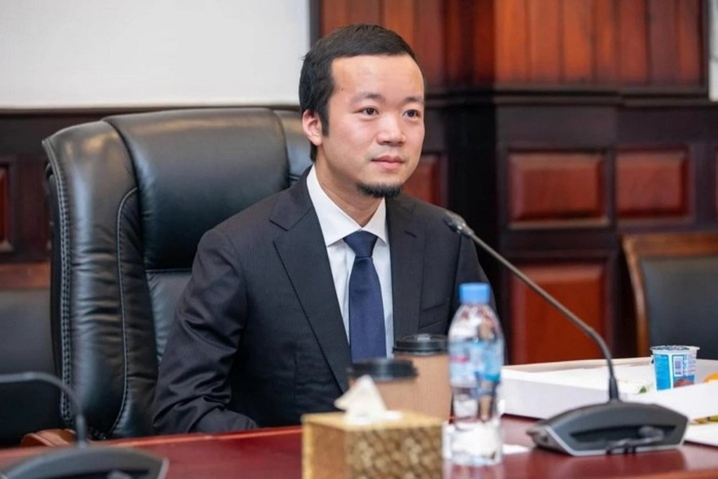 Người dân rút tiền từ ngân hàng của ông trùm Chen Zhi, Campuchia lên tiếng - 2 Người dân rút tiền từ ngân hàng của ông trùm Chen Zhi, Campuchia lên tiếng - 2