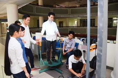 Nhiều sáng tạo độc đáo ở tháng sinh viên nghiên cứu khoa học