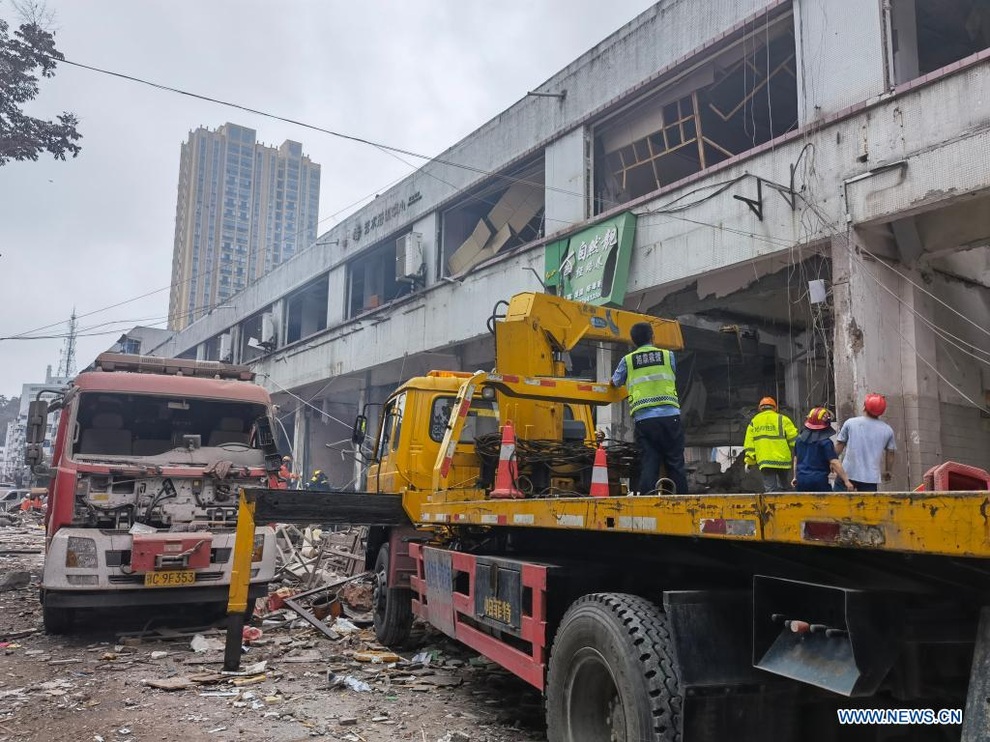 Nổ kinh hoàng ở Trung Quốc, ít nhất 12 người chết - 1 Nổ kinh hoàng ở Trung Quốc, ít nhất 12 người chết - 1