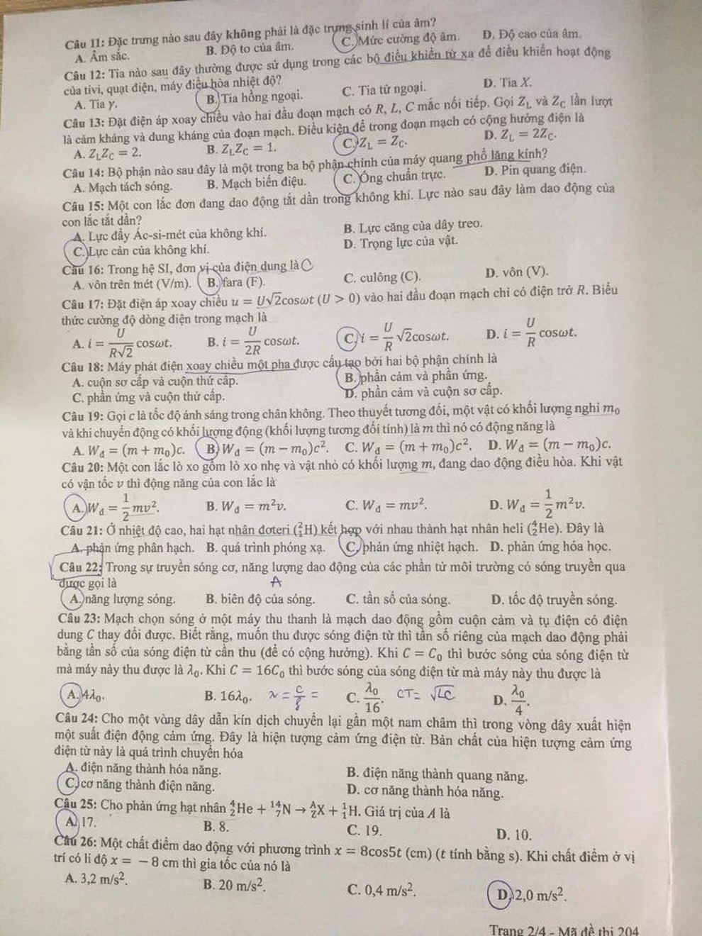 Đề thi và gợi ý giải môn Vật lý kỳ thi tốt nghiệp THPT năm 2021 - 5 Đề thi và gợi ý giải môn Vật lý kỳ thi tốt nghiệp THPT năm 2021 - 5