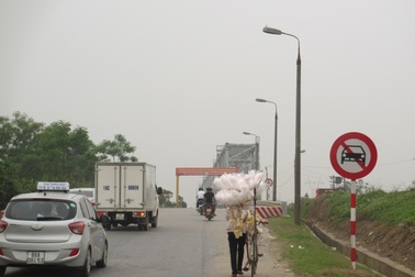 Rà soát dự án BOT “chặn cầu cũ, bắt dân đi cầu mới”