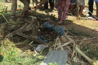 Cưa bom, 3 thanh thiếu niên chết thảm