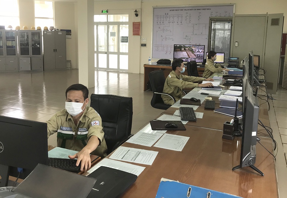 Đảm bảo vận hành an toàn lưới điện truyền tải phục vụ bầu cử - 2 Đảm bảo vận hành an toàn lưới điện truyền tải phục vụ bầu cử - 2