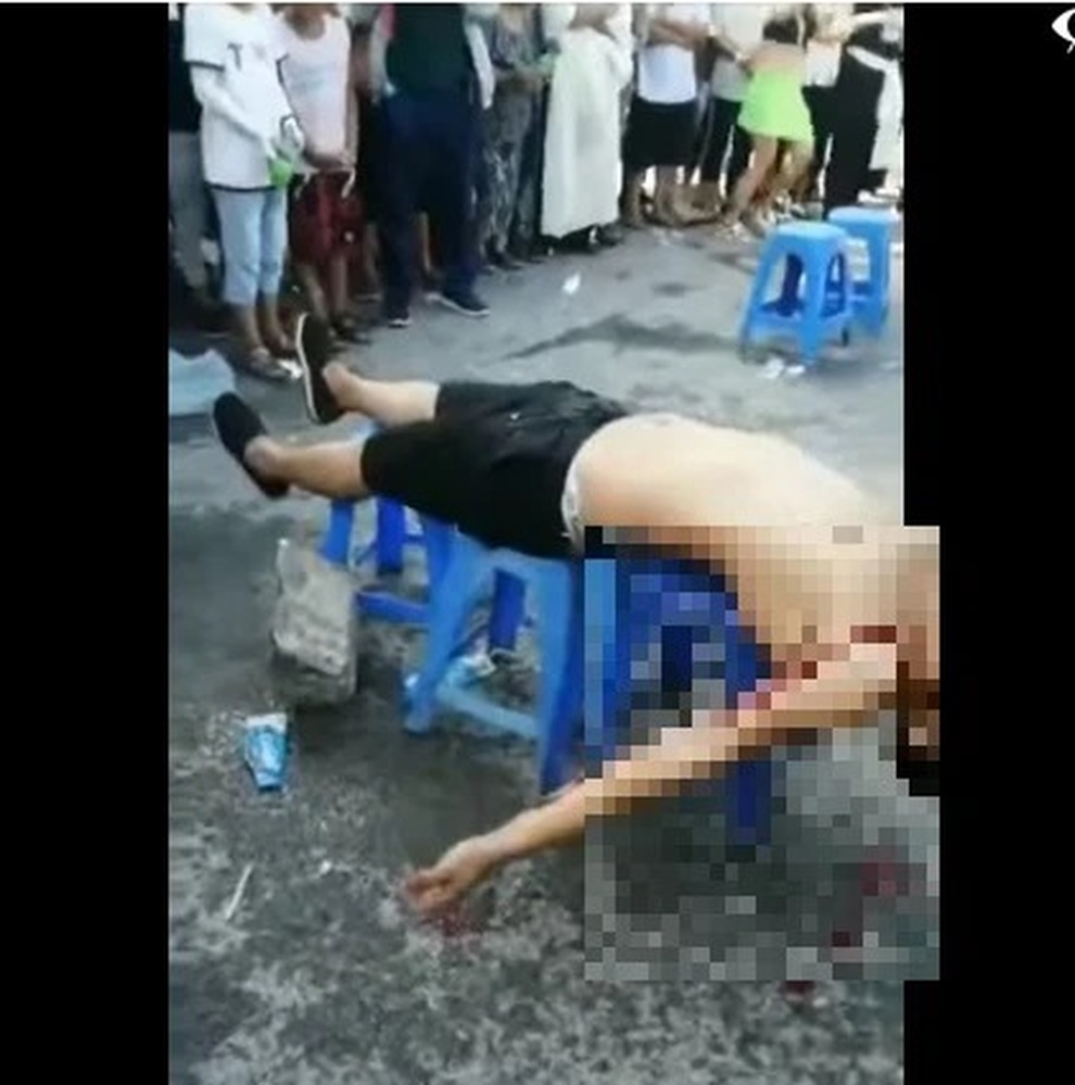 Võ sư mất mạng vì biểu diễn không thành công tuyệt học của phái Thiếu Lâm - 2 Võ sư mất mạng vì biểu diễn không thành công tuyệt học của phái Thiếu Lâm - 2
